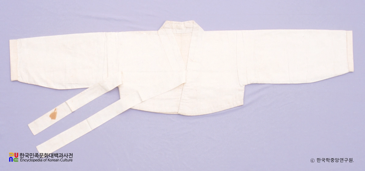 White cotton padded jacket. Photograph via the Encyclopedia of Korean Culture.